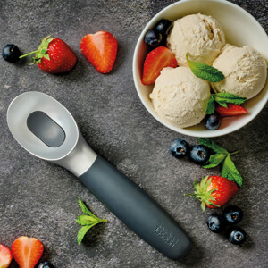 Joseph Joseph Elevate™ Grey Ice-Cream Scoop